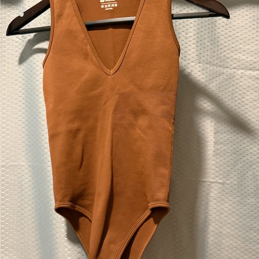 NWOT Source Unknown Rust Brown V-Neck Shapewear Bodysuit size small